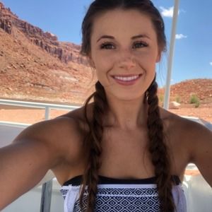 Meet your Posher, Nickelle